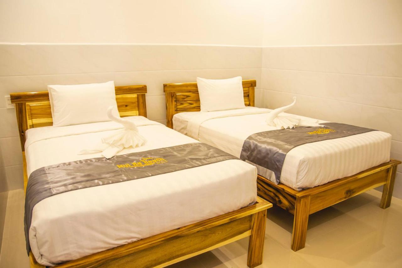 होटल Mui Ne Beach Hotel 2*